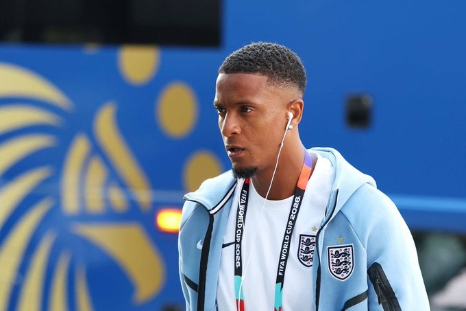 Arsenal close in on Ezri Konsa deal as Aston Villa talks advance