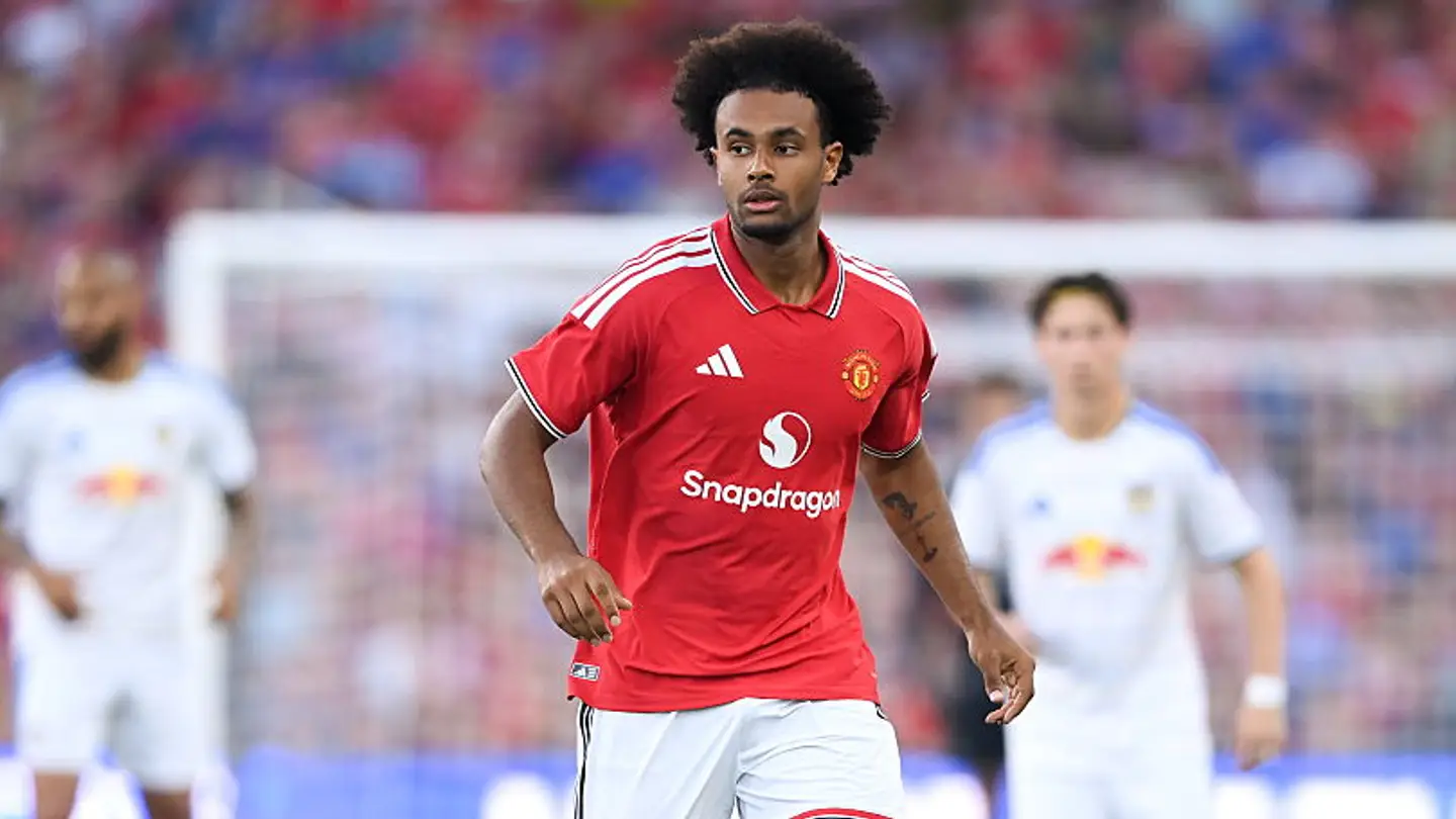 Aston Villa Make Enquiry for Joshua Zirkzee as Ollie Watkins’ Future Comes Under Pressure