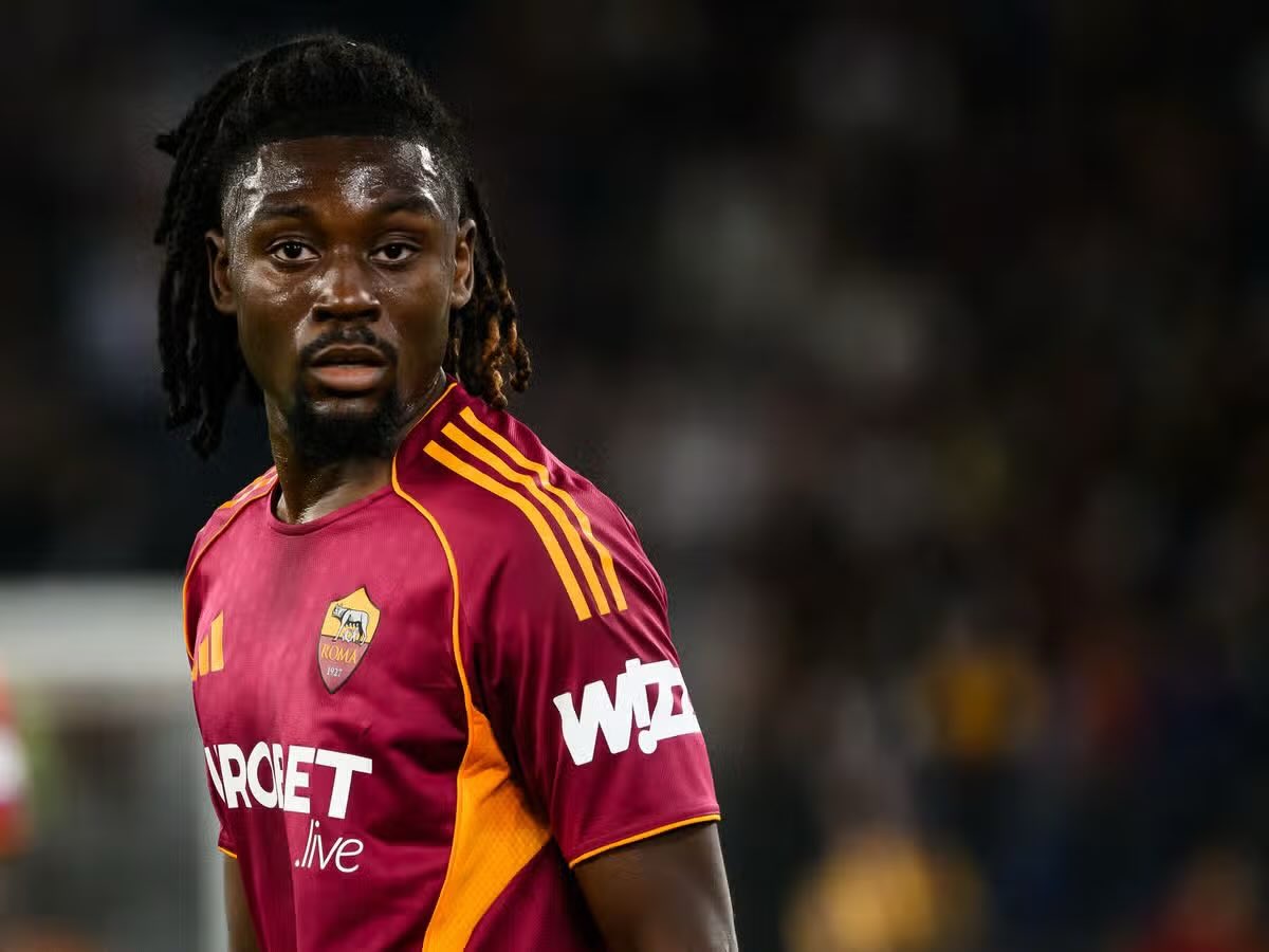 Chelsea Close on Manu Koné Deal as Roma Advance for Jamie Gittens Loan